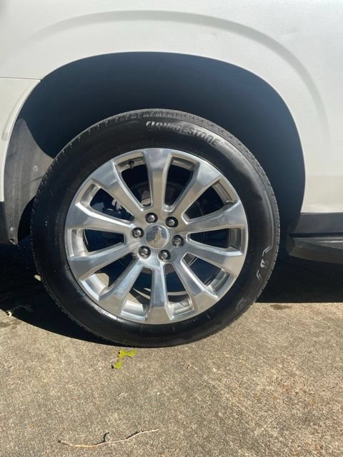 Used 2021 Chevrolet Suburban Premier w/ Texas Edition RWD image 14