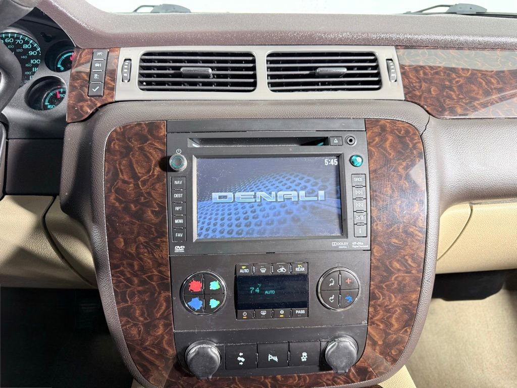 Used 2013 GMC Yukon XL Denali image 21