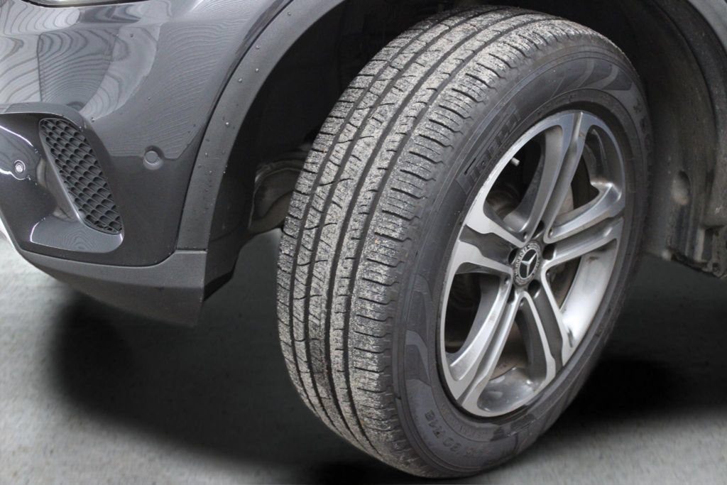 Used 2022 Mercedes-Benz GLC 300 image 44