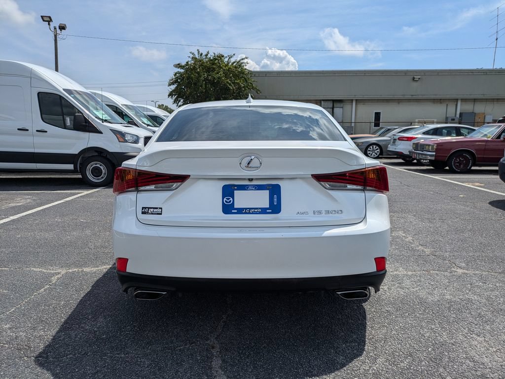 Used 2018 Lexus IS 300 AWD w/ Comfort Package image 4