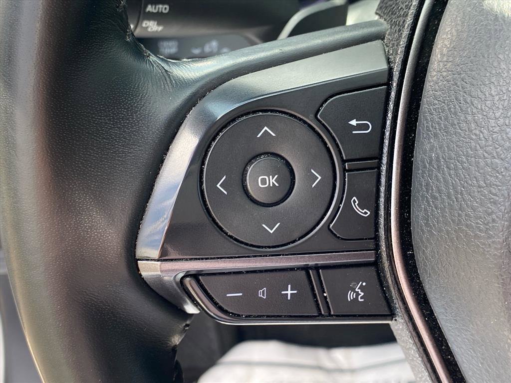 Used 2023 Toyota Camry SE FWD image 17