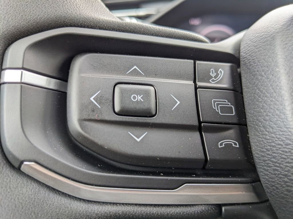 New 2026 Jeep Cherokee Overland image 28