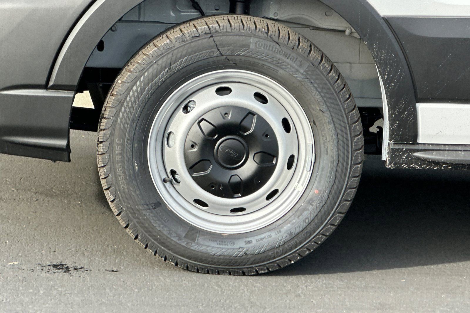 New 2026 Ford Transit 250 148 Medium Roof w/ Load Area Protection Package image 24