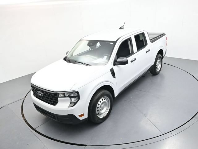 Used 2025 Ford Maverick XL w/ Equipment Group 102A AWD/4WD image 40