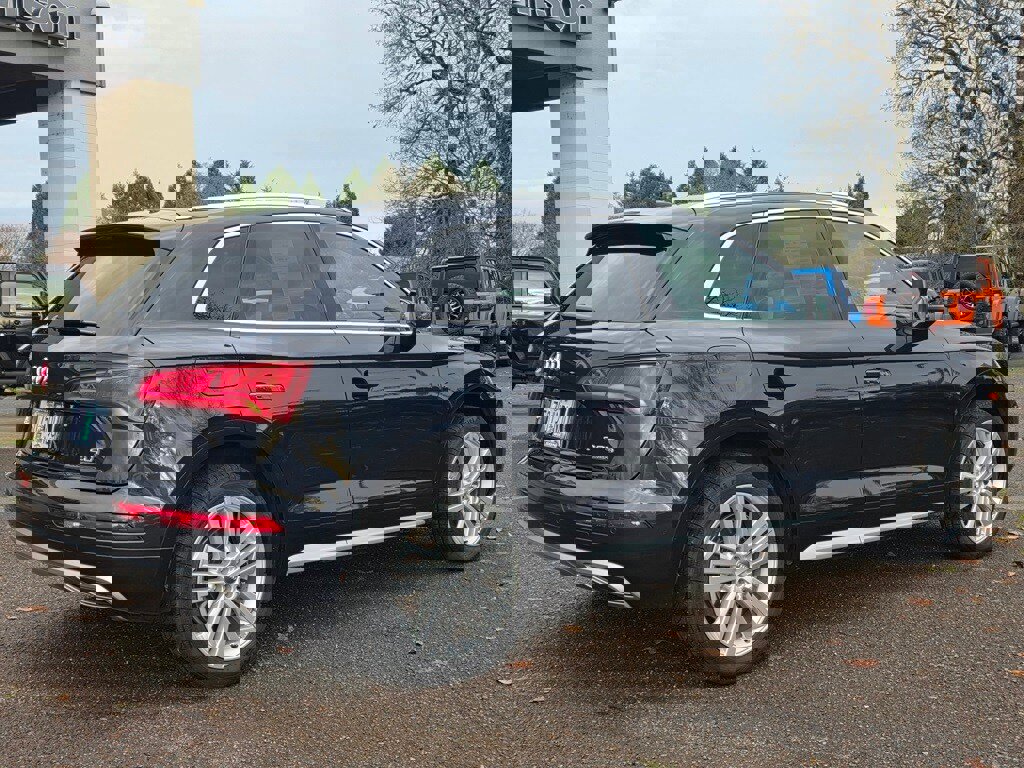 Used 2018 Audi Q5 2.0T Premium Plus w/ Premium Plus Package image 2