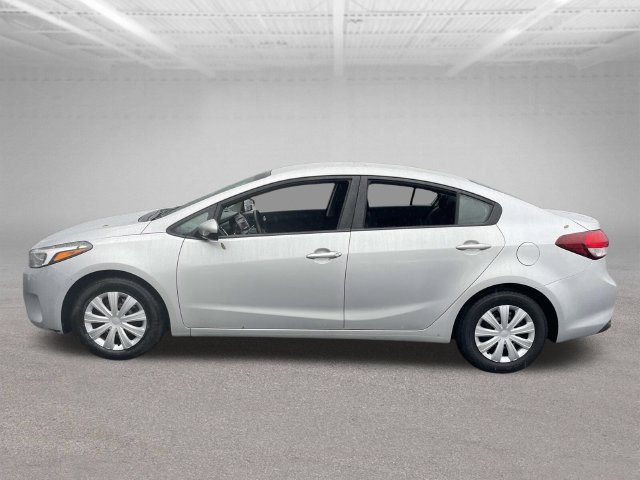 Used 2018 Kia Forte LX FWD image 9
