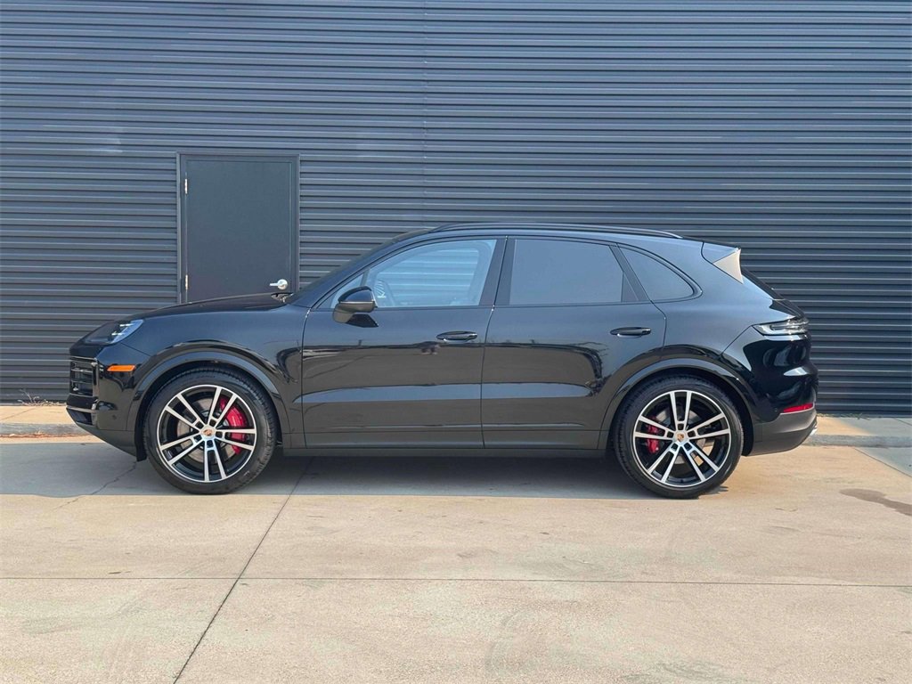 New 2025 Porsche Cayenne S image 2
