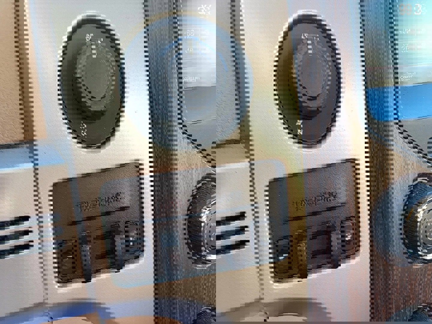 Used 2013 Ford F150 Lariat w/ Luxury Equipment Group image 21