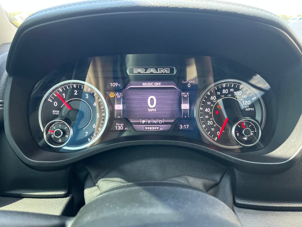 Used 2020 RAM 1500 Laramie RWD image 16