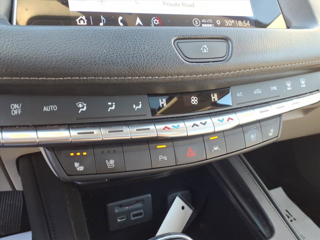Certified 2023 Cadillac XT4 Premium Luxury image 30