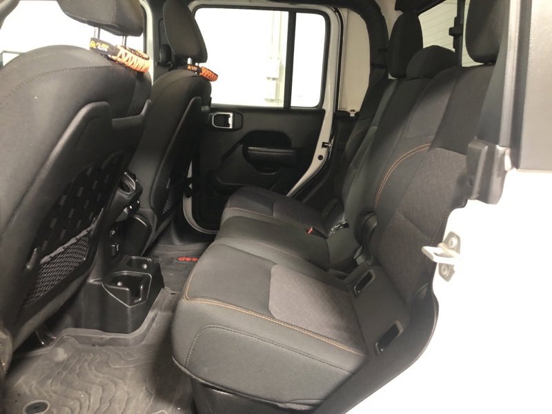 Used 2023 Jeep Gladiator Mojave w/ Cold Weather Group image 14