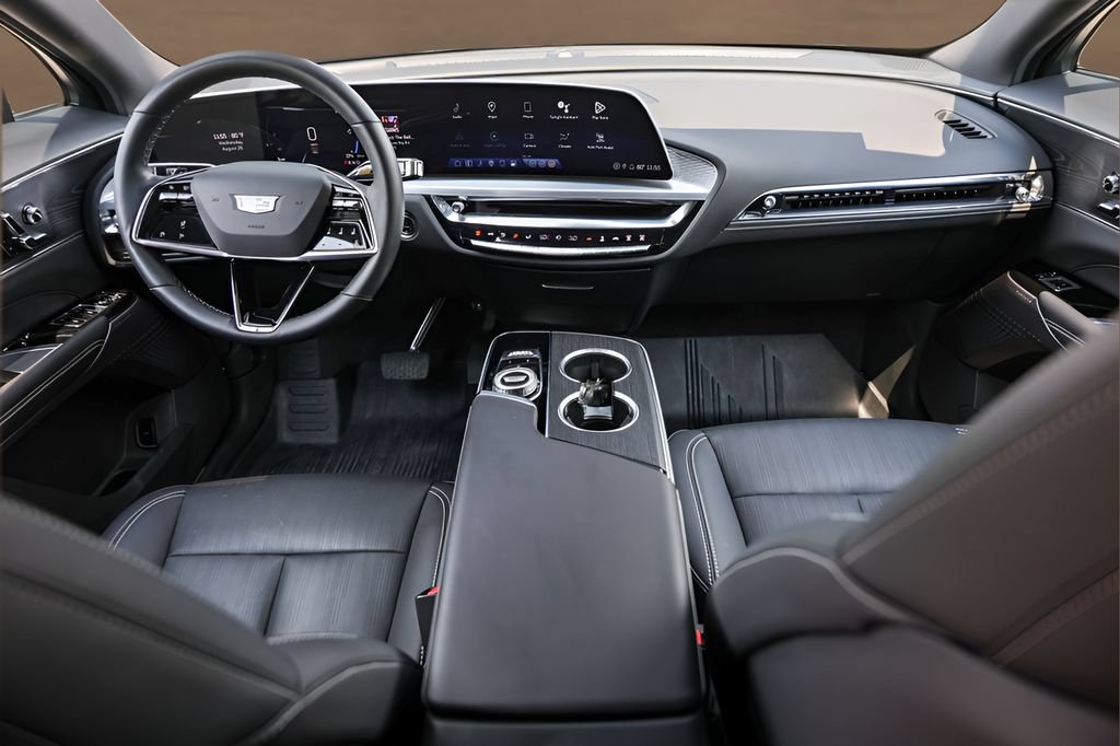 Certified 2024 Cadillac Lyriq Sport AWD/4WD image 22