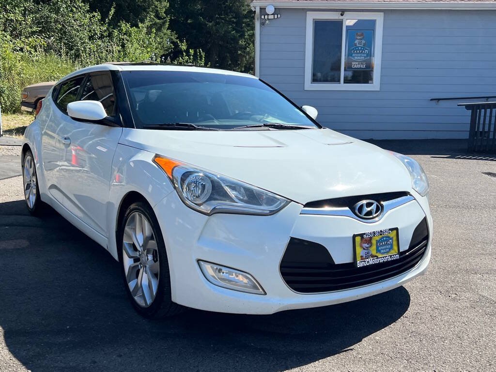 Used 2013 Hyundai Veloster w/ Style Pkg FWD image 7