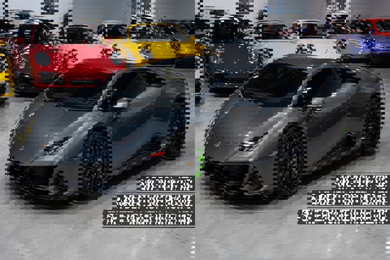 Used 2020 Lamborghini Huracan EVO image 2