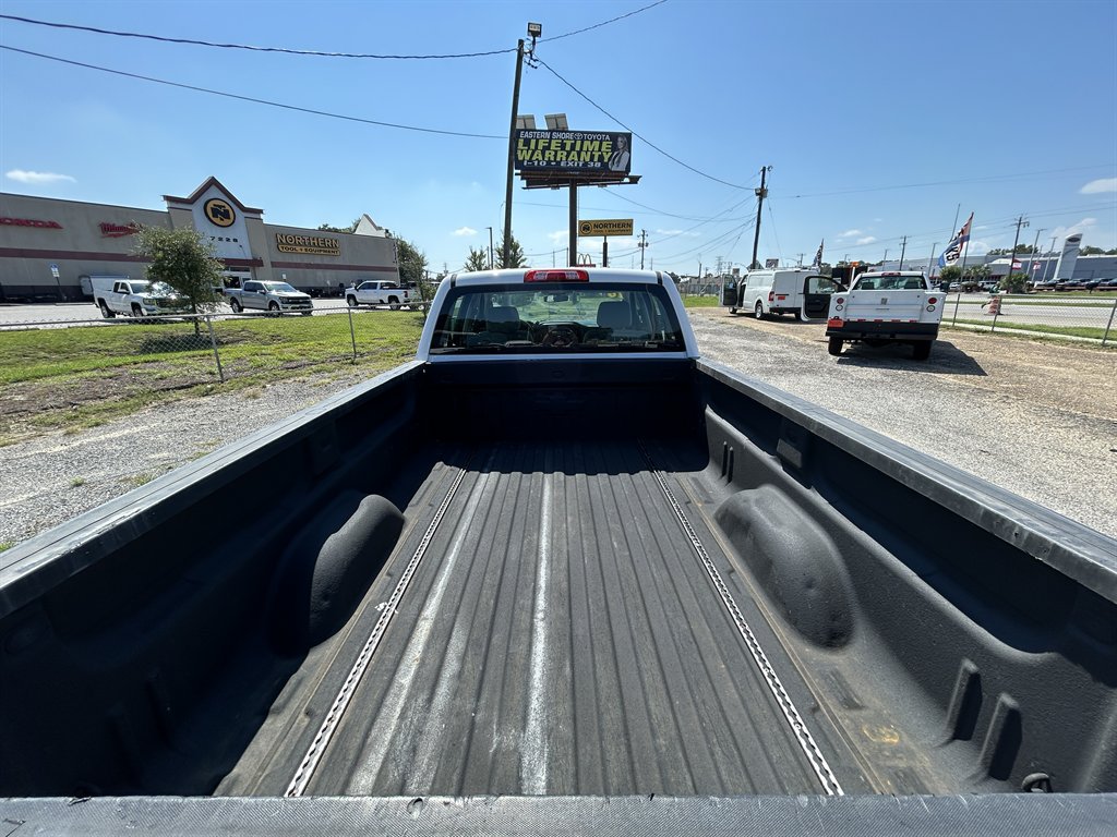 Used 2018 Chevrolet Silverado 2500 W/T RWD image 8