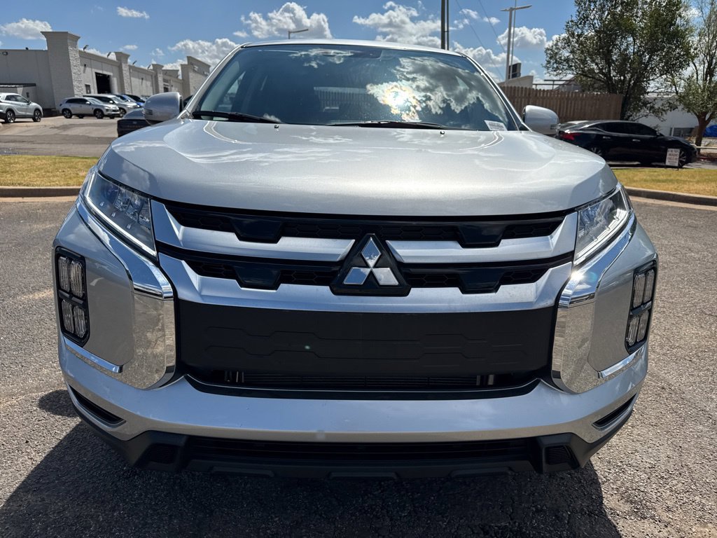New 2027 Mitsubishi Outlander Sport SE FWD image 2