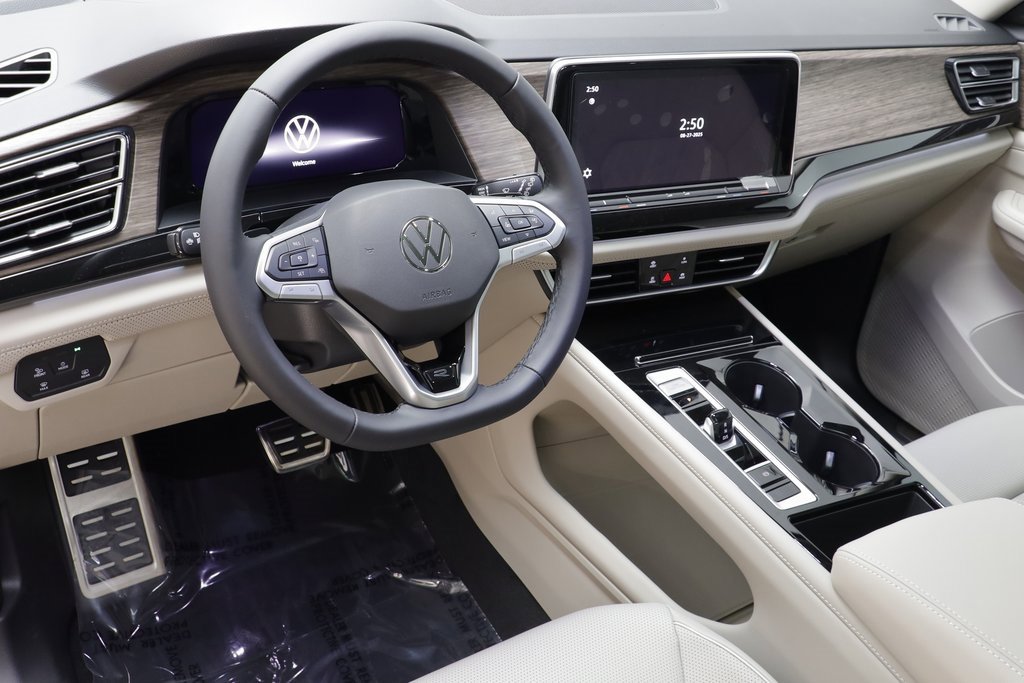 New 2026 Volkswagen Atlas SEL Premium R-Line image 7