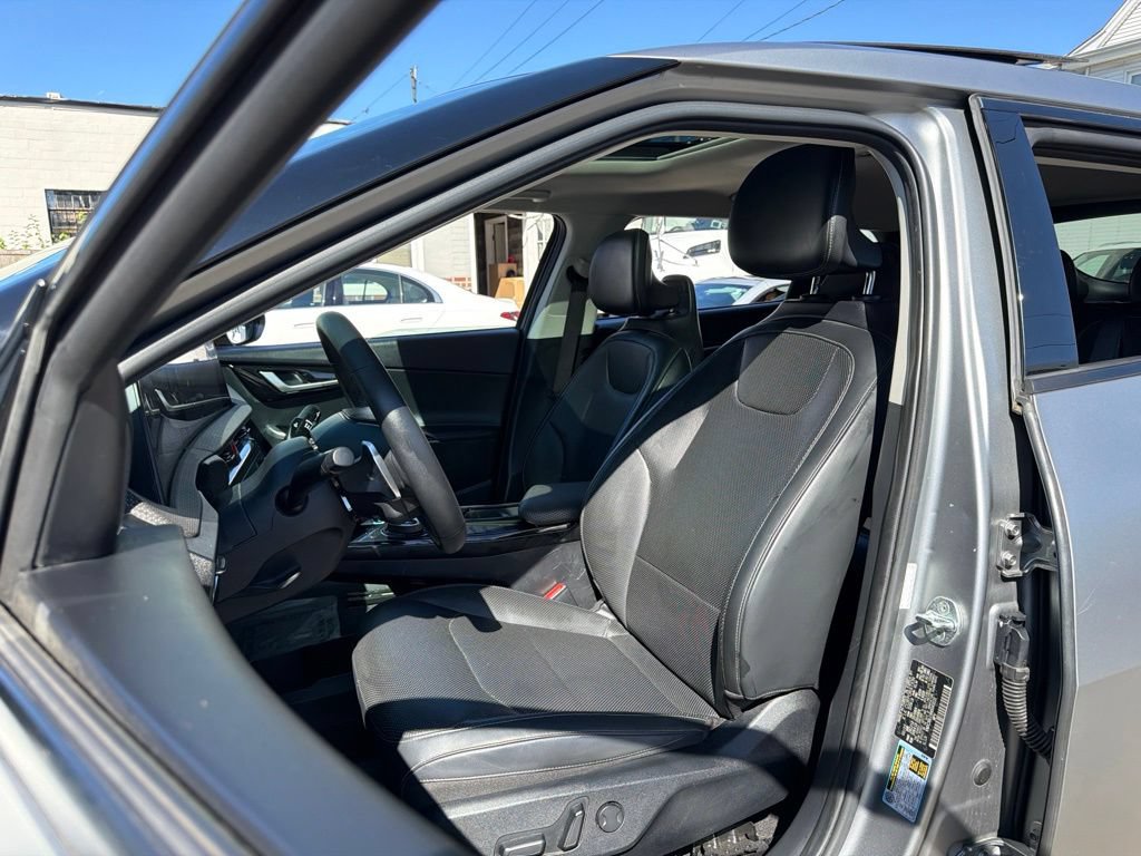 Used 2022 Kia EV6 GT-Line w/ First Edition Package AWD/4WD image 32