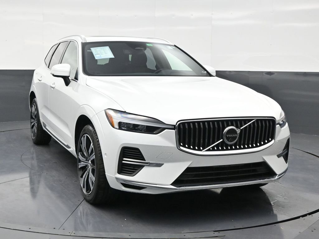 Used 2023 Volvo XC60 T8 Plus image 7