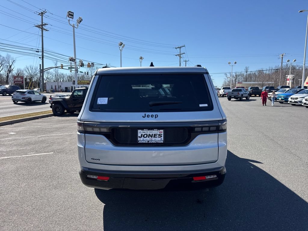 New 2026 Jeep Grand Wagoneer Limited AWD/4WD image 6