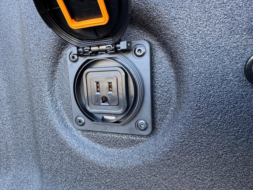 New 2026 Nissan Frontier S w/ S Utility Package AWD/4WD image 10