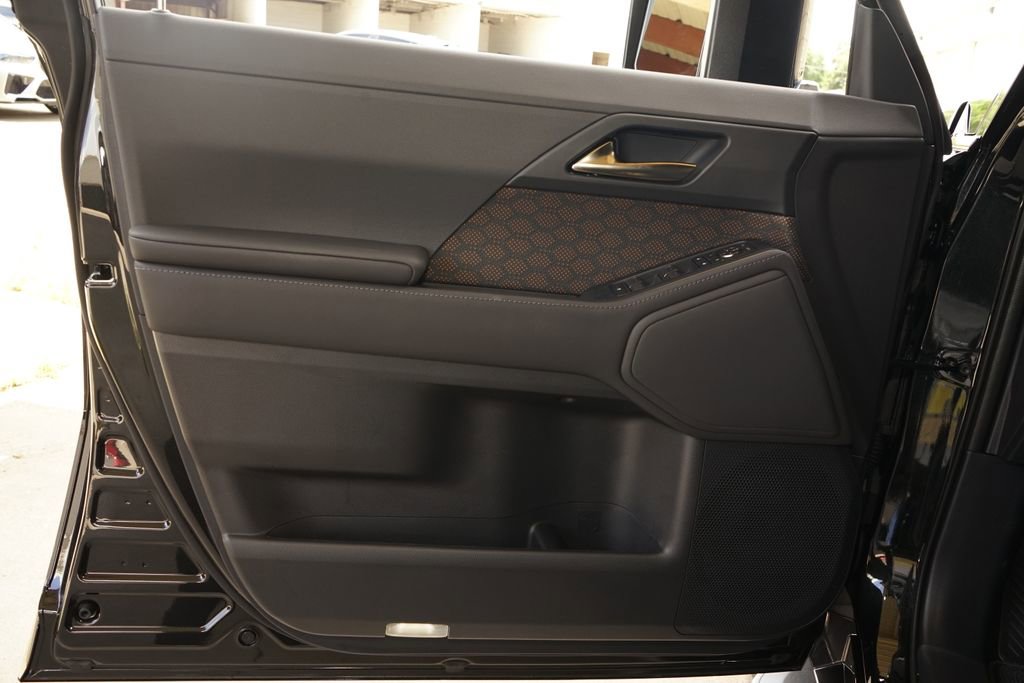 Used 2026 Lexus GX 550 image 23