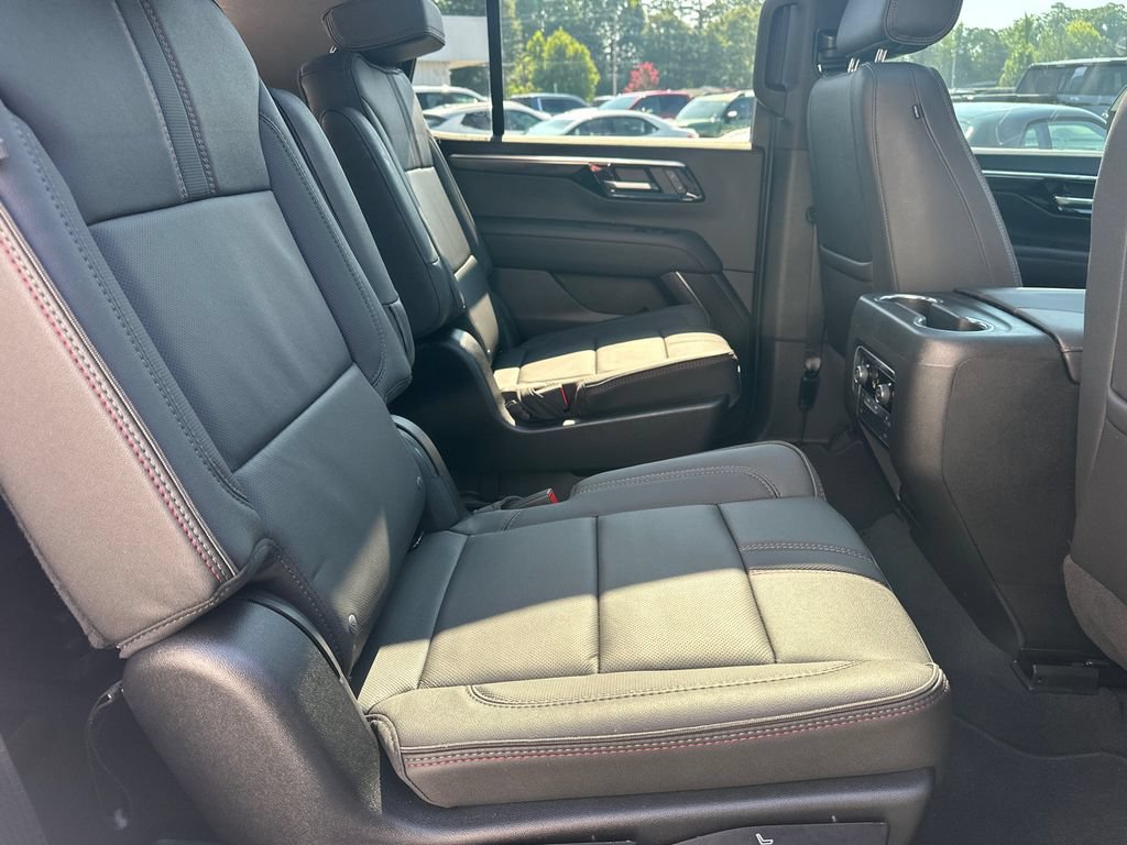 Used 2025 Chevrolet Tahoe RST w/ Comfort Package RWD image 16