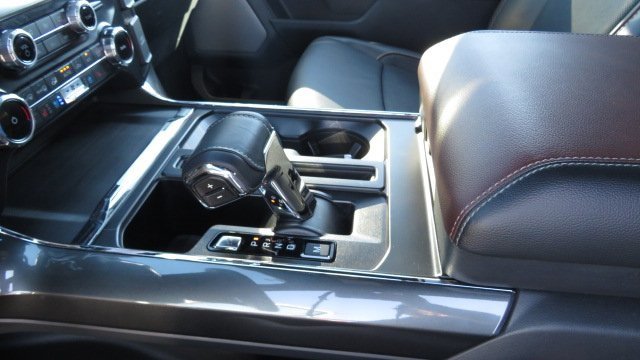 Certified 2022 Ford F150 Lariat w/ Equipment Group 502A High image 18