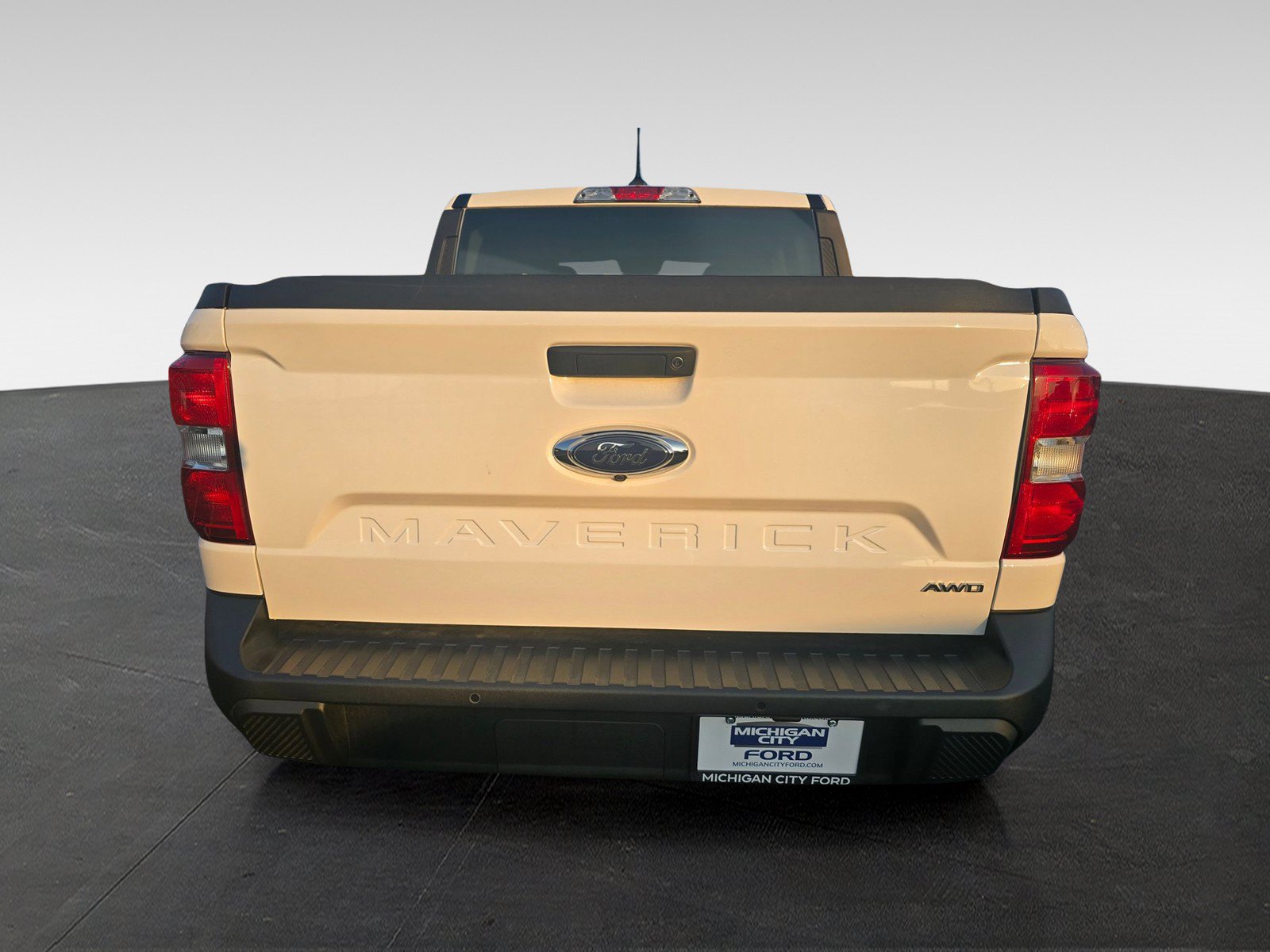 Used 2024 Ford Maverick XLT w/ Equipment Group 300A Standard AWD/4WD image 6