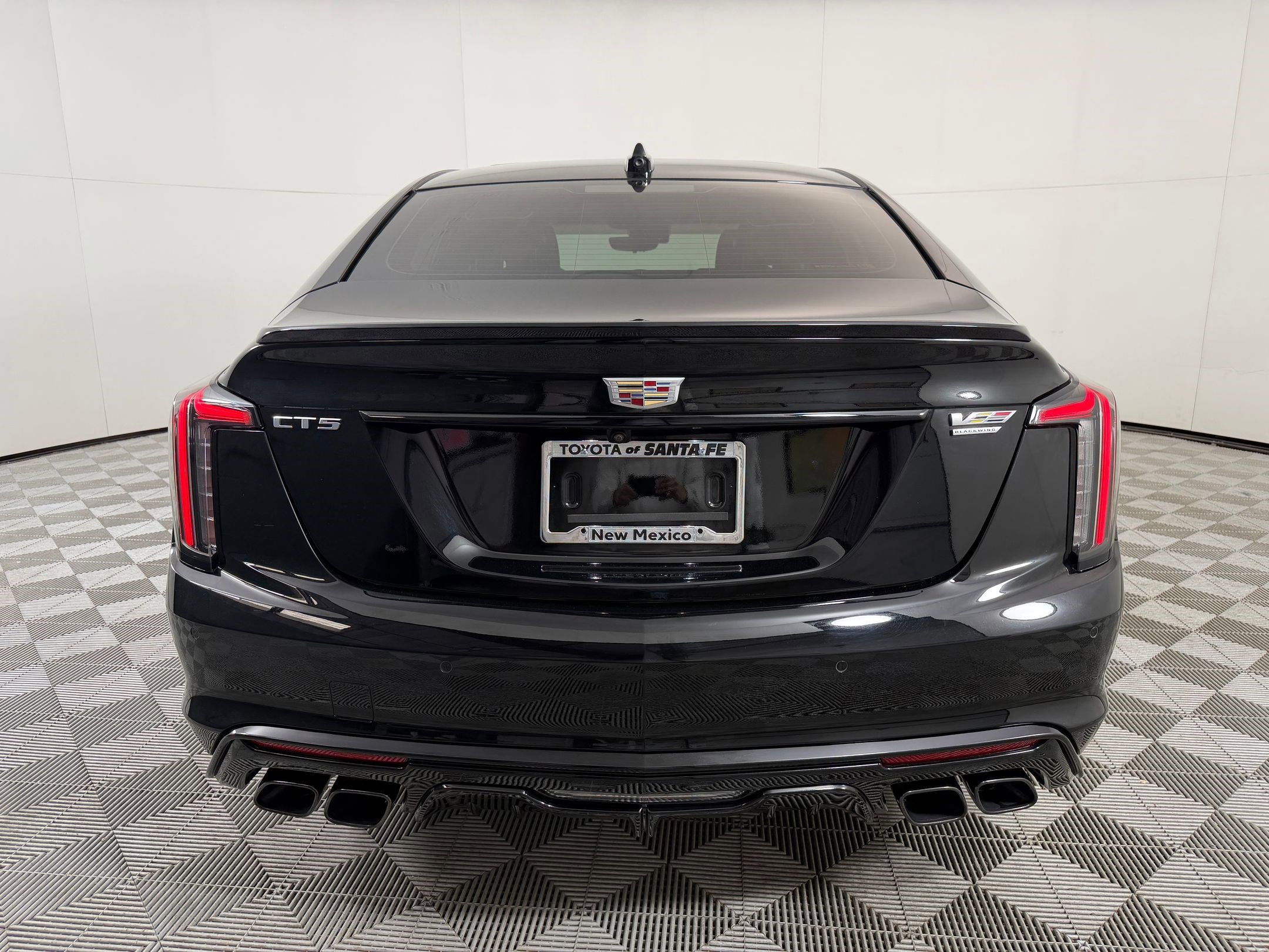 Used 2024 Cadillac CT5 V Blackwing w/ Parking Package RWD image 9