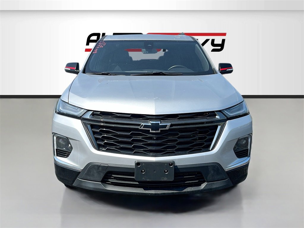 Used 2022 Chevrolet Traverse Premier w/ Redline Edition image 2