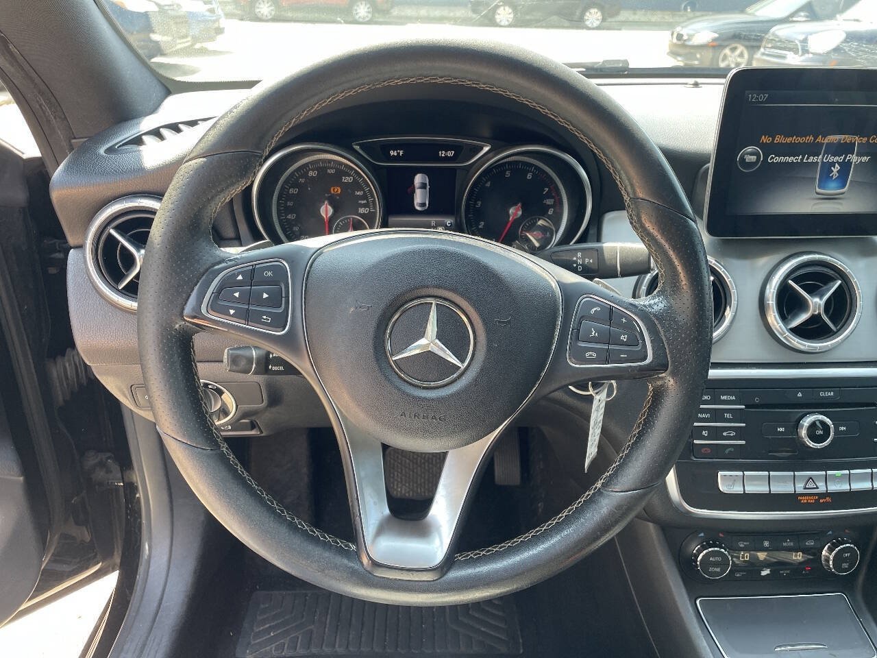 Used 2017 Mercedes-Benz CLA 250 4MATIC image 40