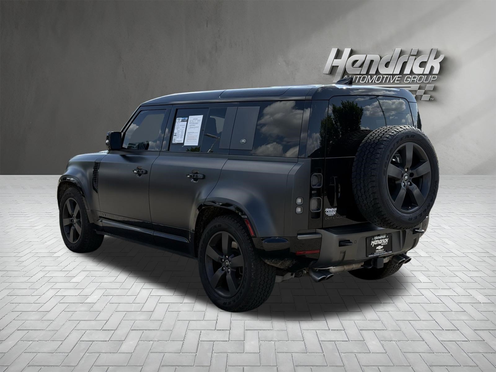 Used 2023 Land Rover Defender 110 Carpathian Edition AWD/4WD image 8