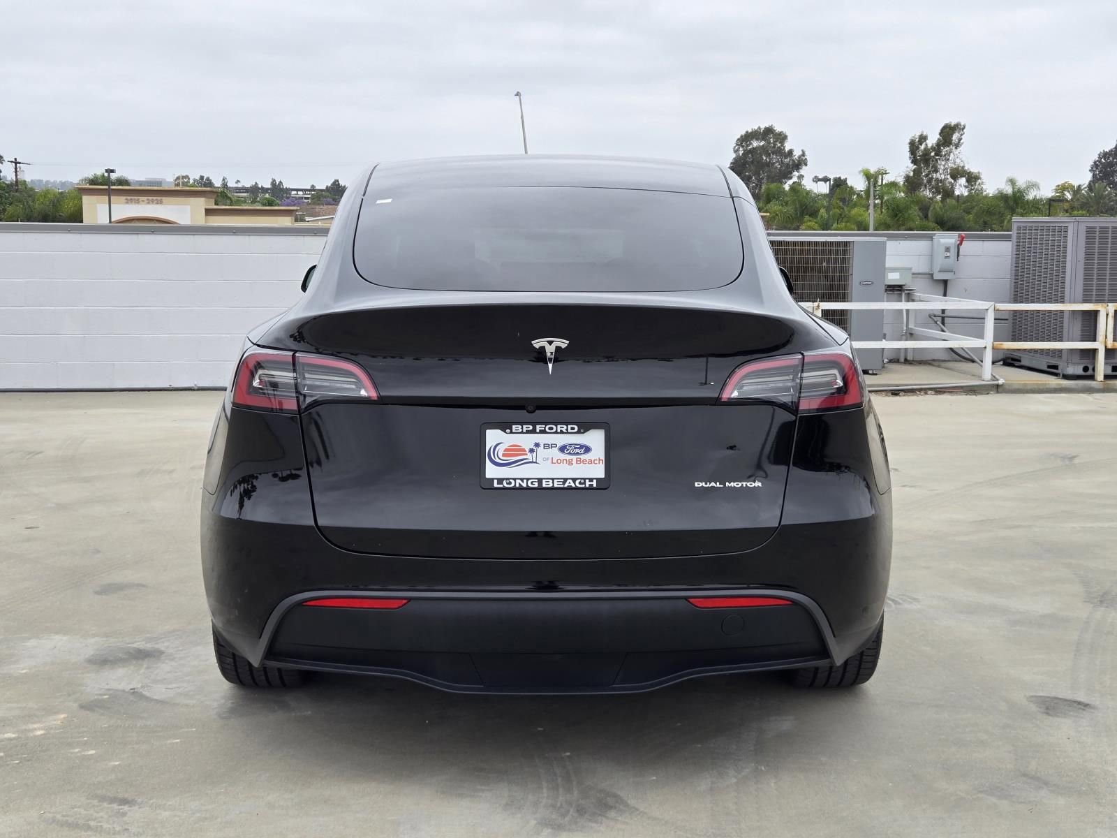 Used 2023 Tesla Model Y Long Range AWD/4WD image 5