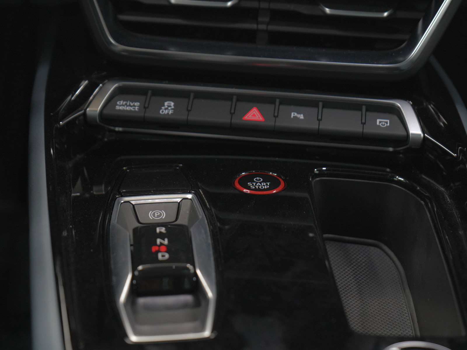 Used 2023 Audi e-tron GT Premium Plus w/ Performance Package image 21