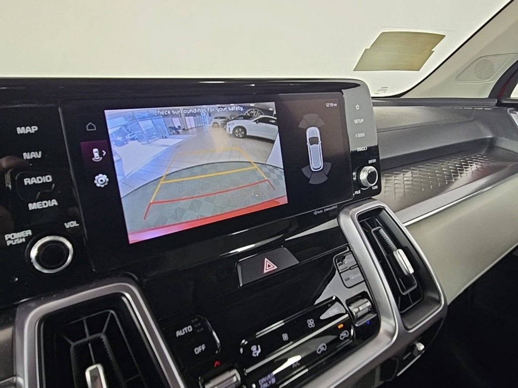 Used 2023 Kia Sorento EX image 26