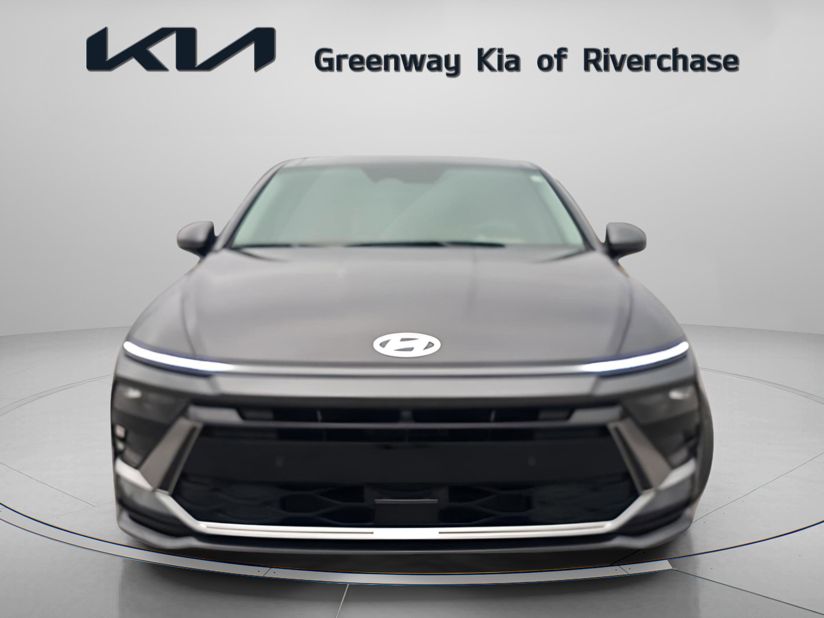 Used 2025 Hyundai Sonata Limited image 2