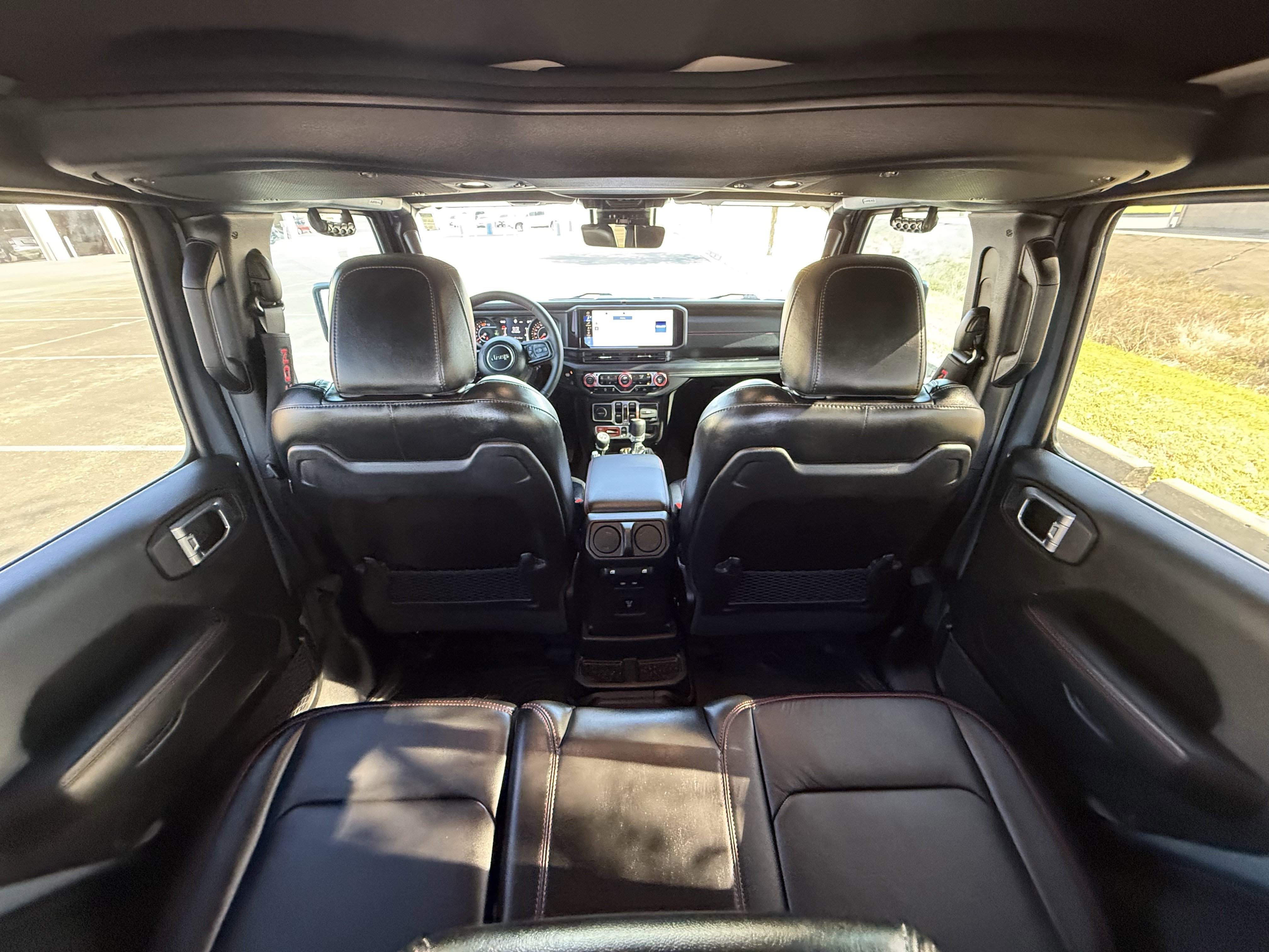 Used 2024 Jeep Wrangler Unlimited Rubicon image 10