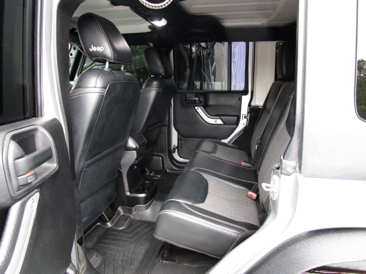 Used 2013 Jeep Wrangler Unlimited Sport AWD/4WD image 19