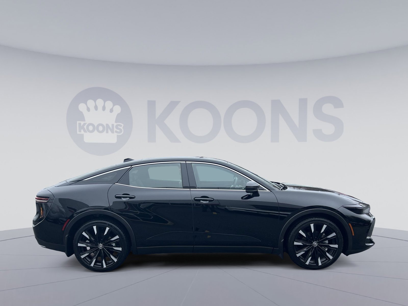 Used 2025 Toyota Crown Platinum image 8