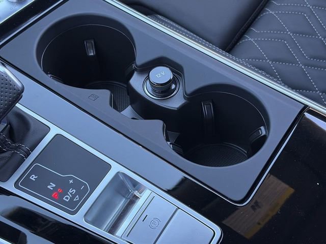 Used 2025 Audi S7 Premium Plus w/ S Sport Package image 31