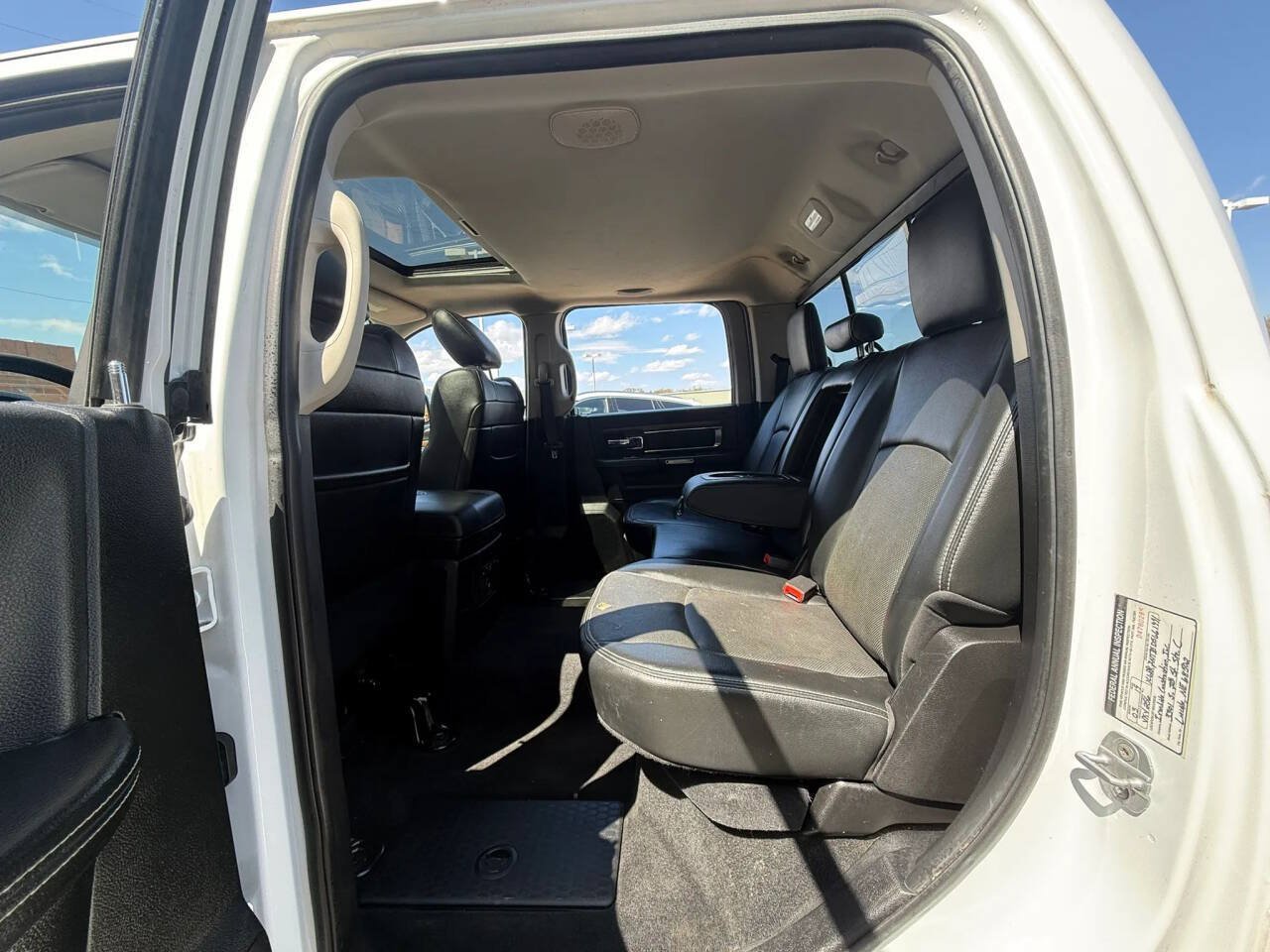 Used 2013 RAM 1500 Laramie w/ Convenience Group AWD/4WD image 15