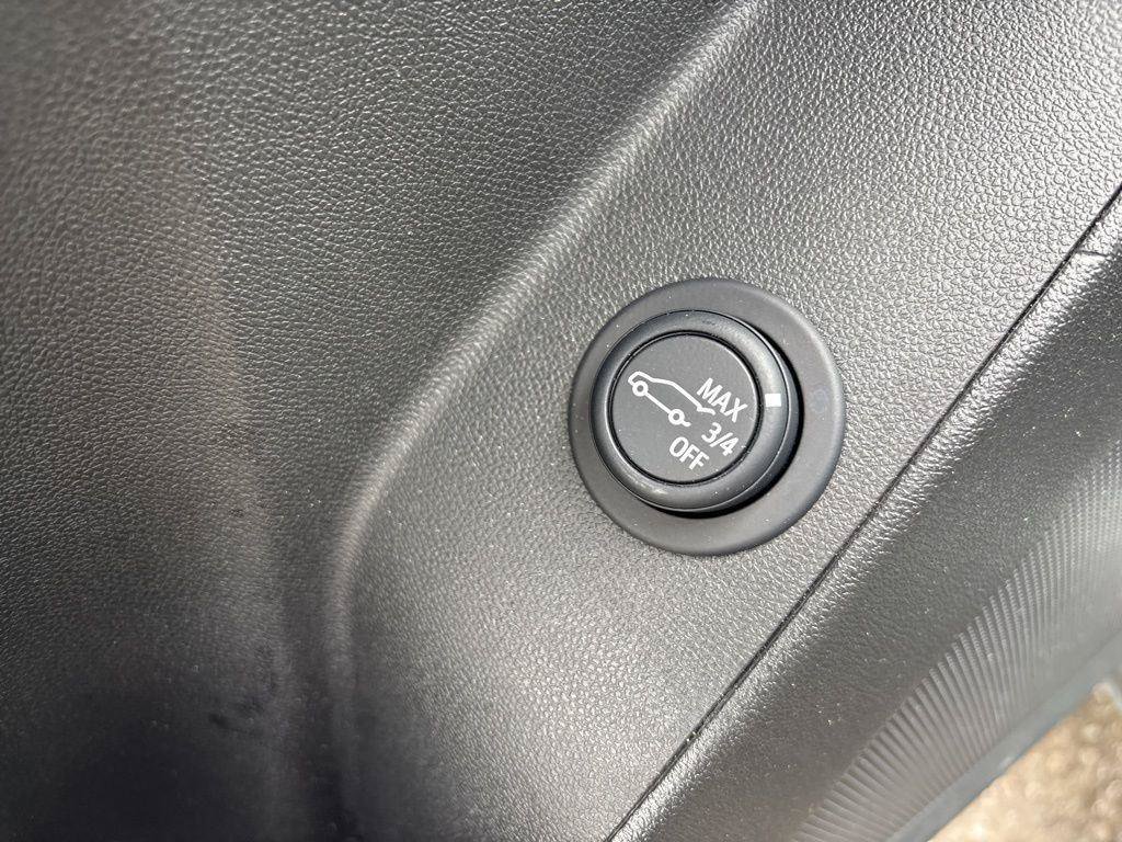 Used 2024 Chevrolet Equinox RS AWD/4WD image 17