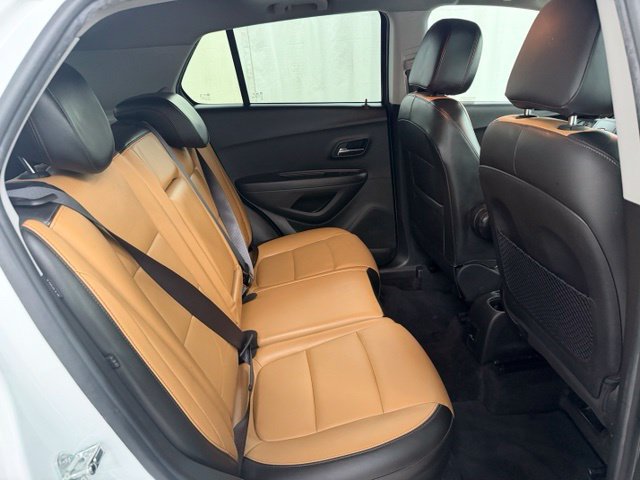 Used 2019 Chevrolet Trax Premier AWD/4WD image 17