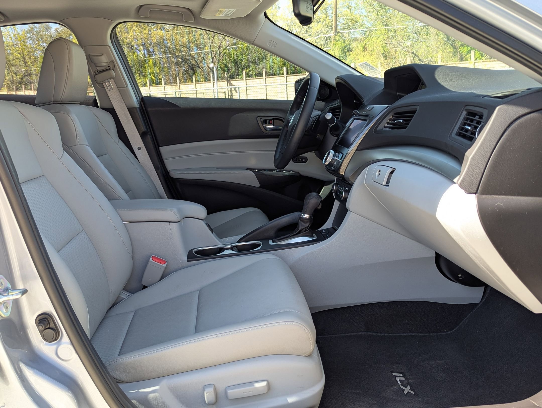 Certified 2016 Acura ILX w/Technology Plus Pkg image 26