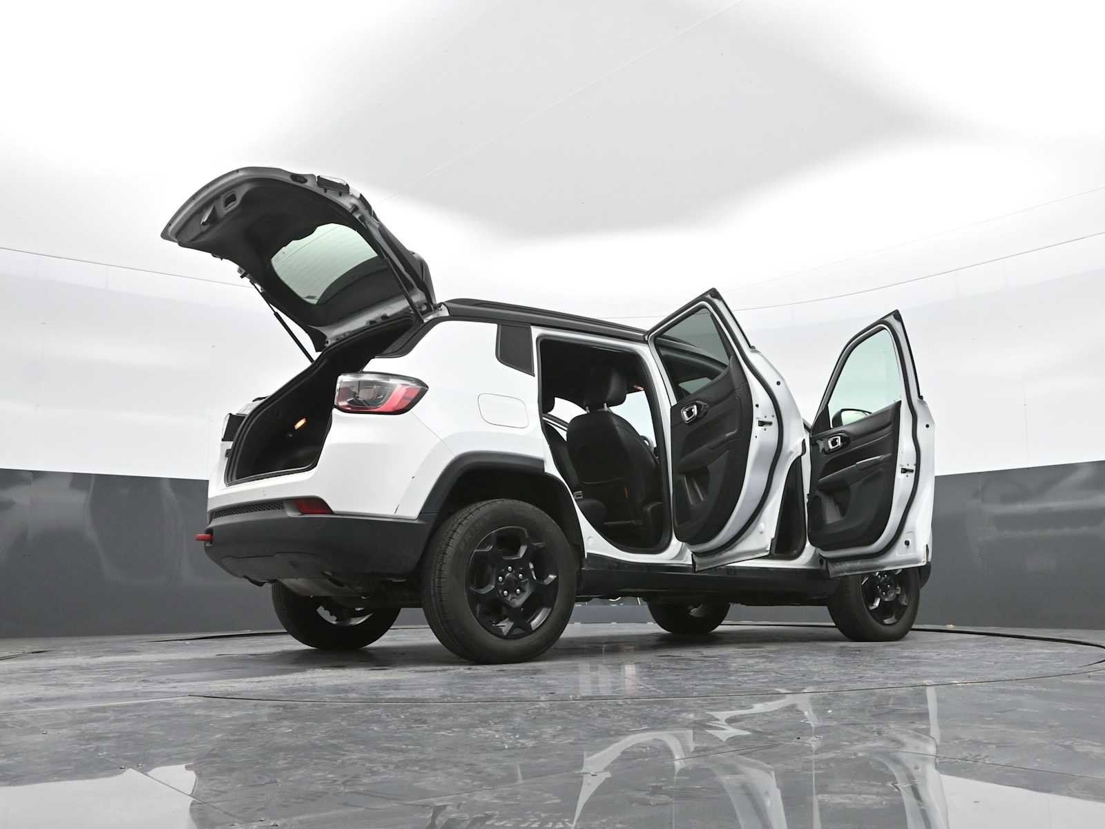 Used 2024 Jeep Compass Trailhawk image 51