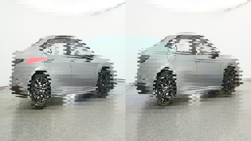 New 2026 Toyota Camry SE image 10