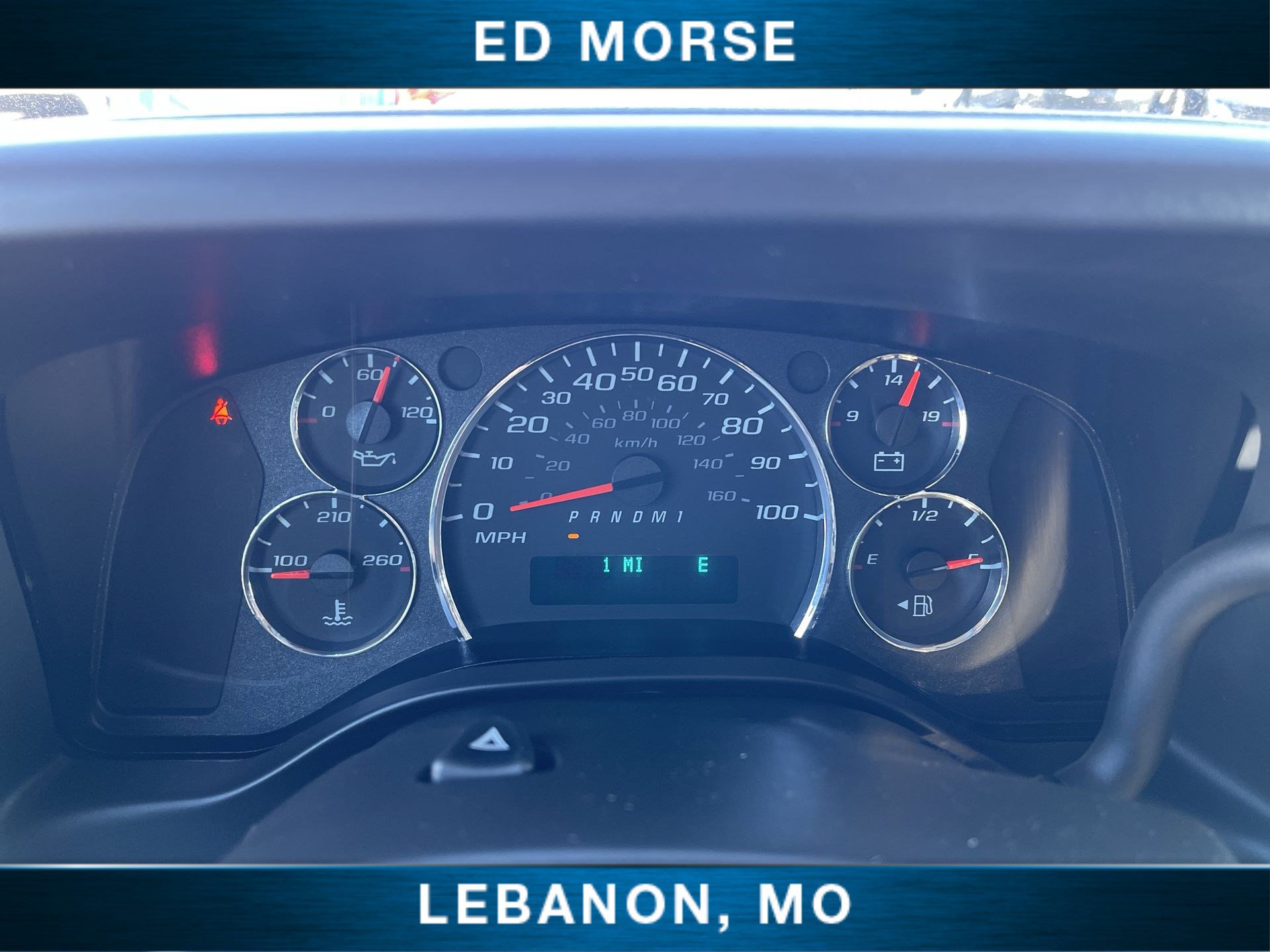 Used 2025 Chevrolet Express 3500 LT w/ LT Preferred Equipment Group image 3