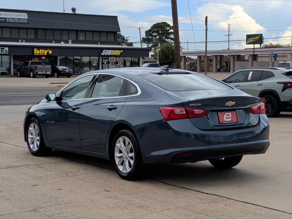 Used 2025 Chevrolet Malibu LT FWD image 6