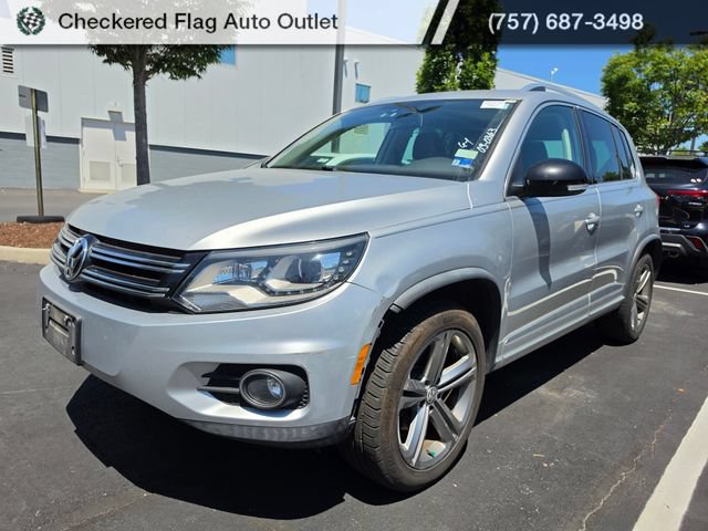 Used 2017 Volkswagen Tiguan Sport AWD/4WD image 1